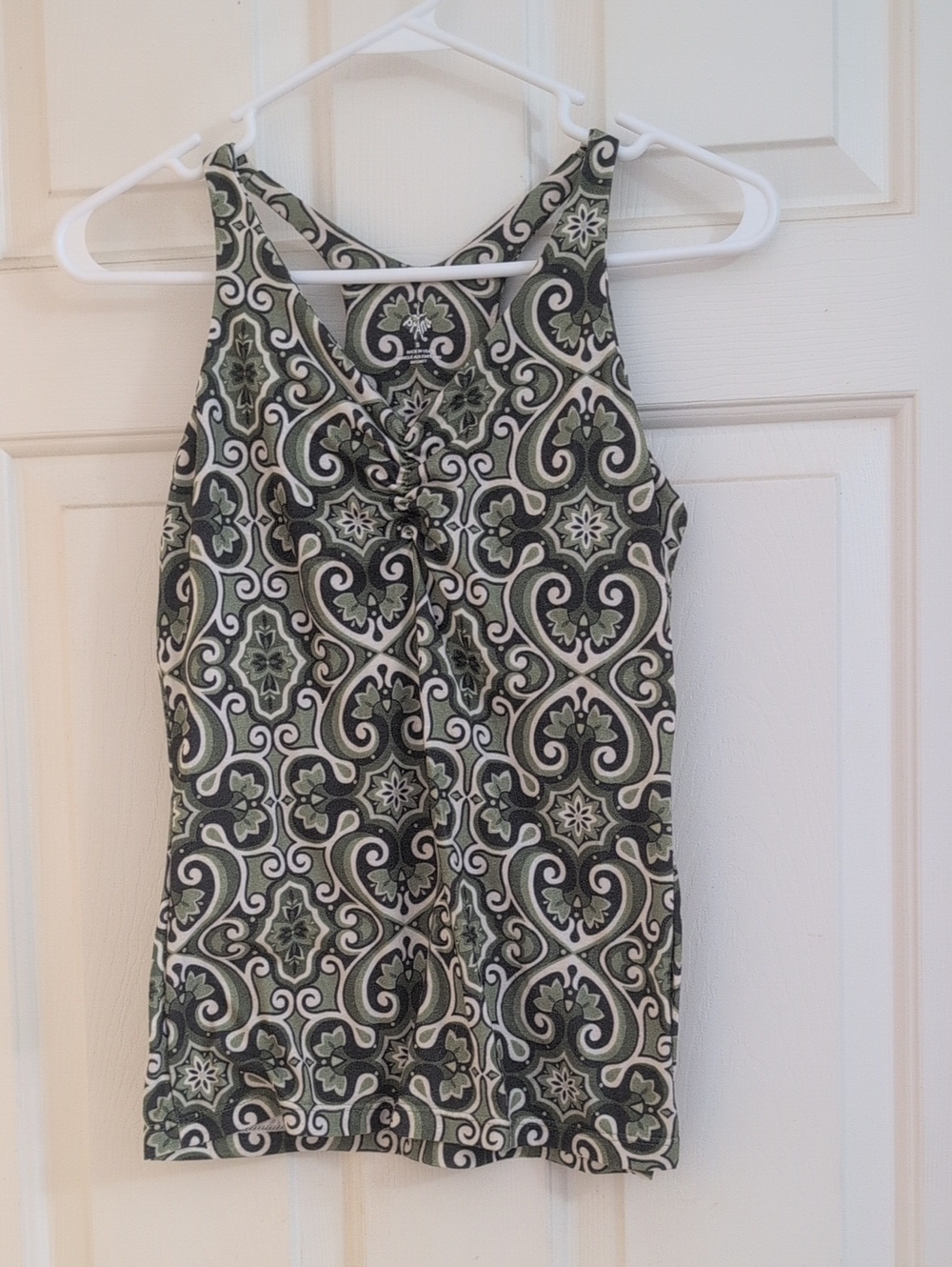 Prana Olive and Cream Scrunch-Front Pattern Tank